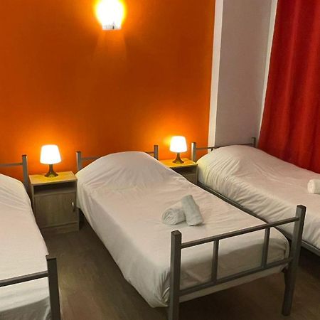Hotel- Restaurant Le Saint Quentin Экстерьер фото