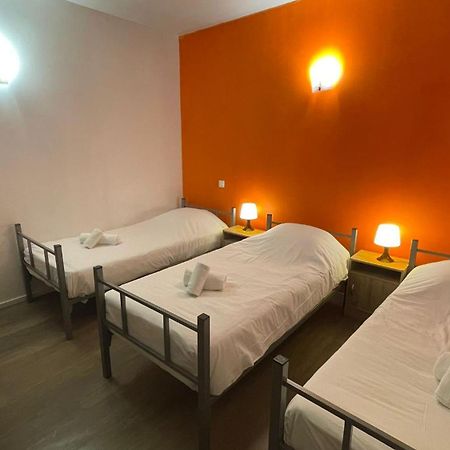 Hotel- Restaurant Le Saint Quentin Экстерьер фото