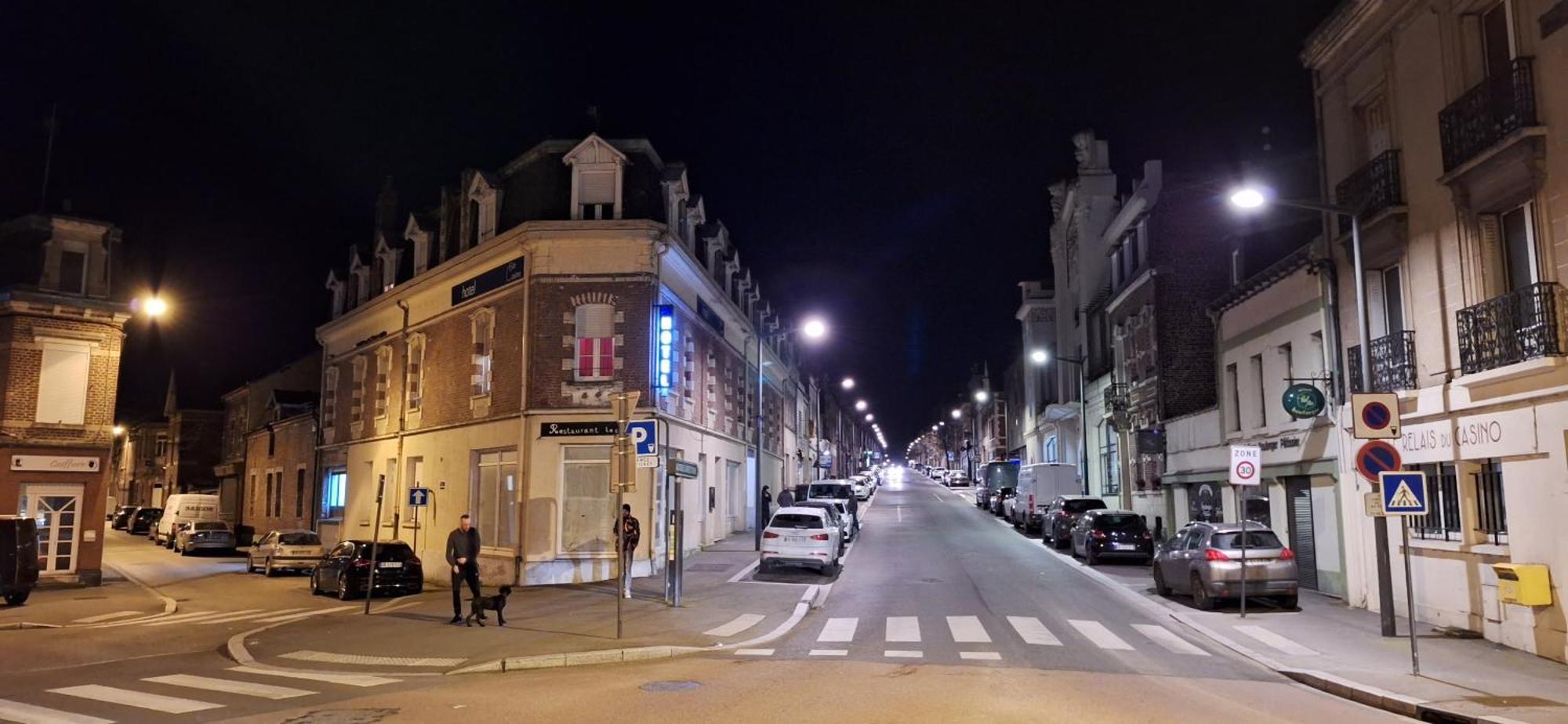 Hotel- Restaurant Le Saint Quentin Экстерьер фото